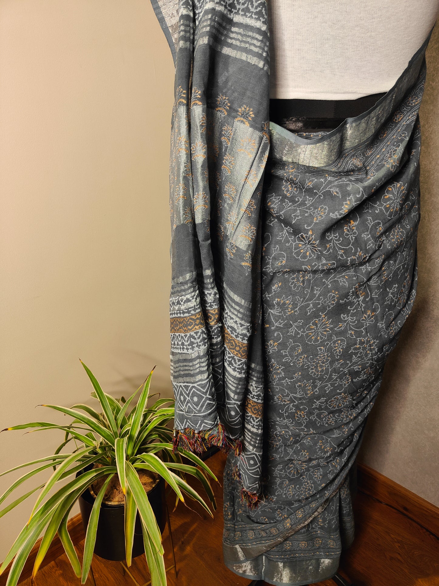 Printed Gray Saree