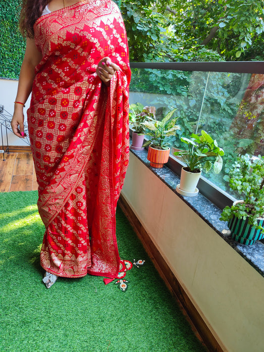 Meena Kari Saree with Gold Zari Work